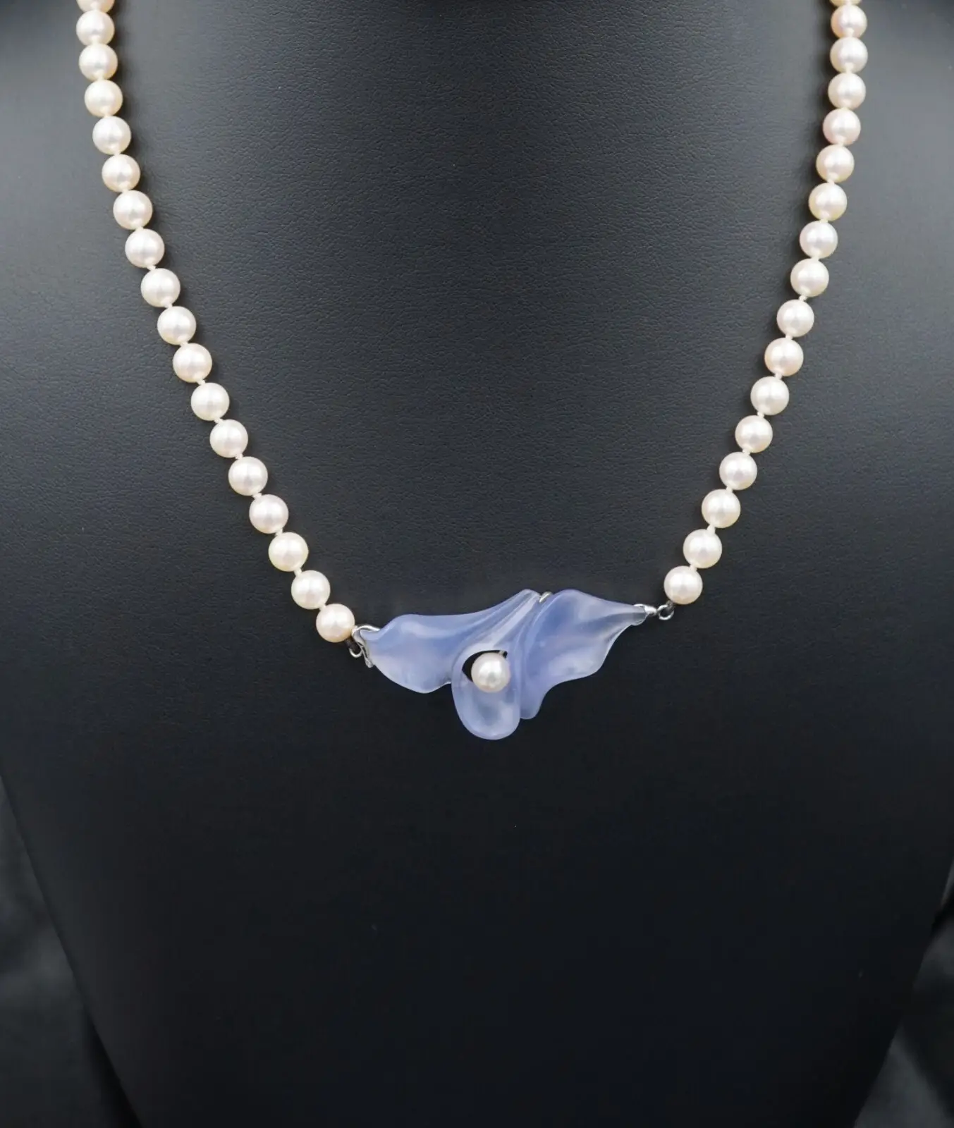 Steve Walters Carved Chalcedony and Pearl Necklace, 14k Gold, 18", view 3
