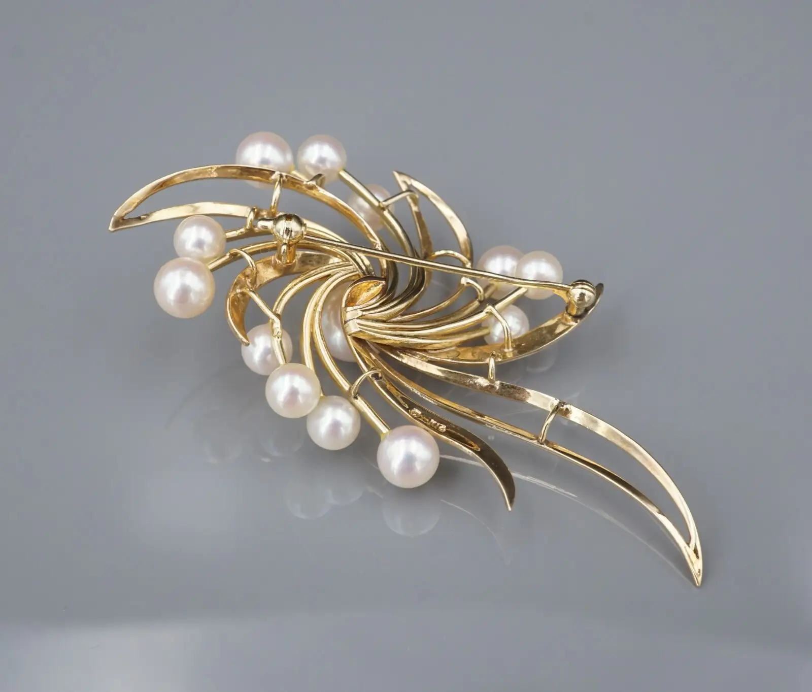 Mikimoto South Sea and Akoya Pearl Ribbon Brooch, 14k Yellow Gold, view 4