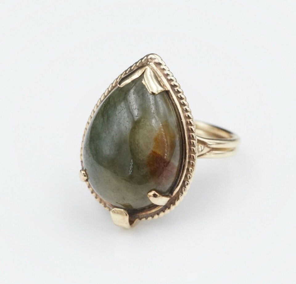 Vintage Ming's Bi-Color Jade Ring, 13mm, 14k Yellow Gold