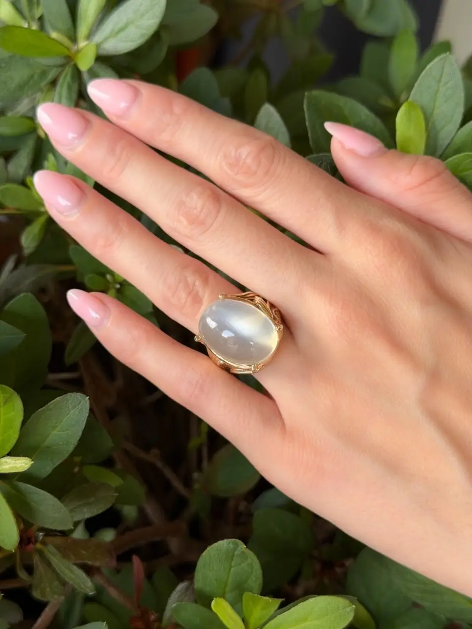 Vintage 20 Carat Moonstone Cabochon Solitaire Ring, 14k Yellow Gold